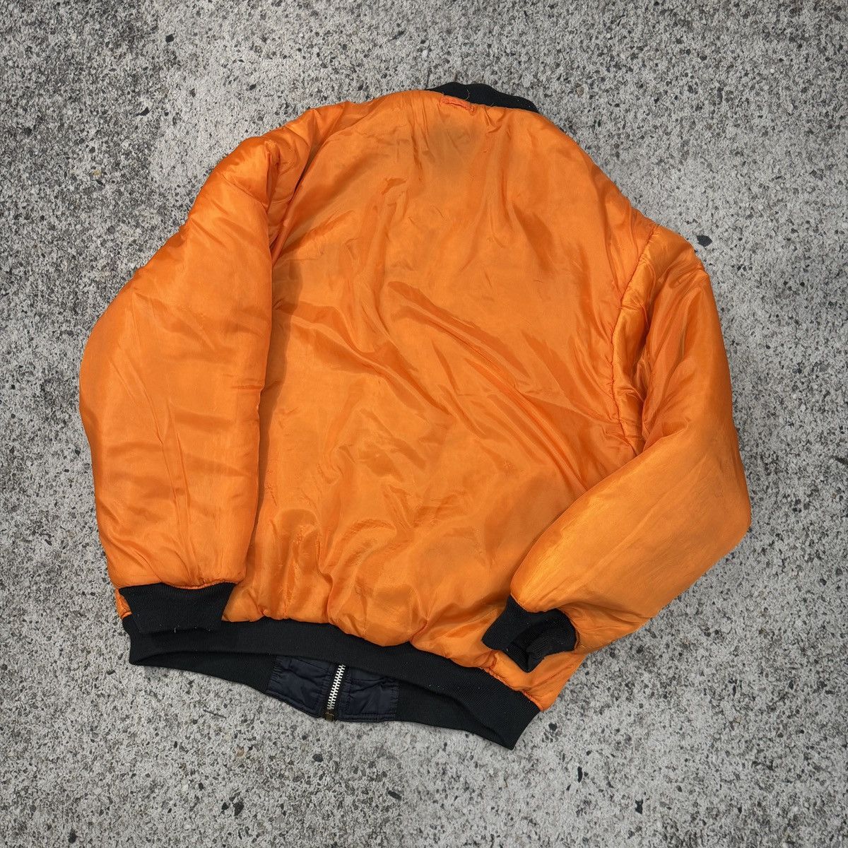 Vintage 90s Reversible MA-1 Faded Thrashed Distressed Bomber Jacket Size US XXL / EU 58 / 5 - 13 Thumbnail