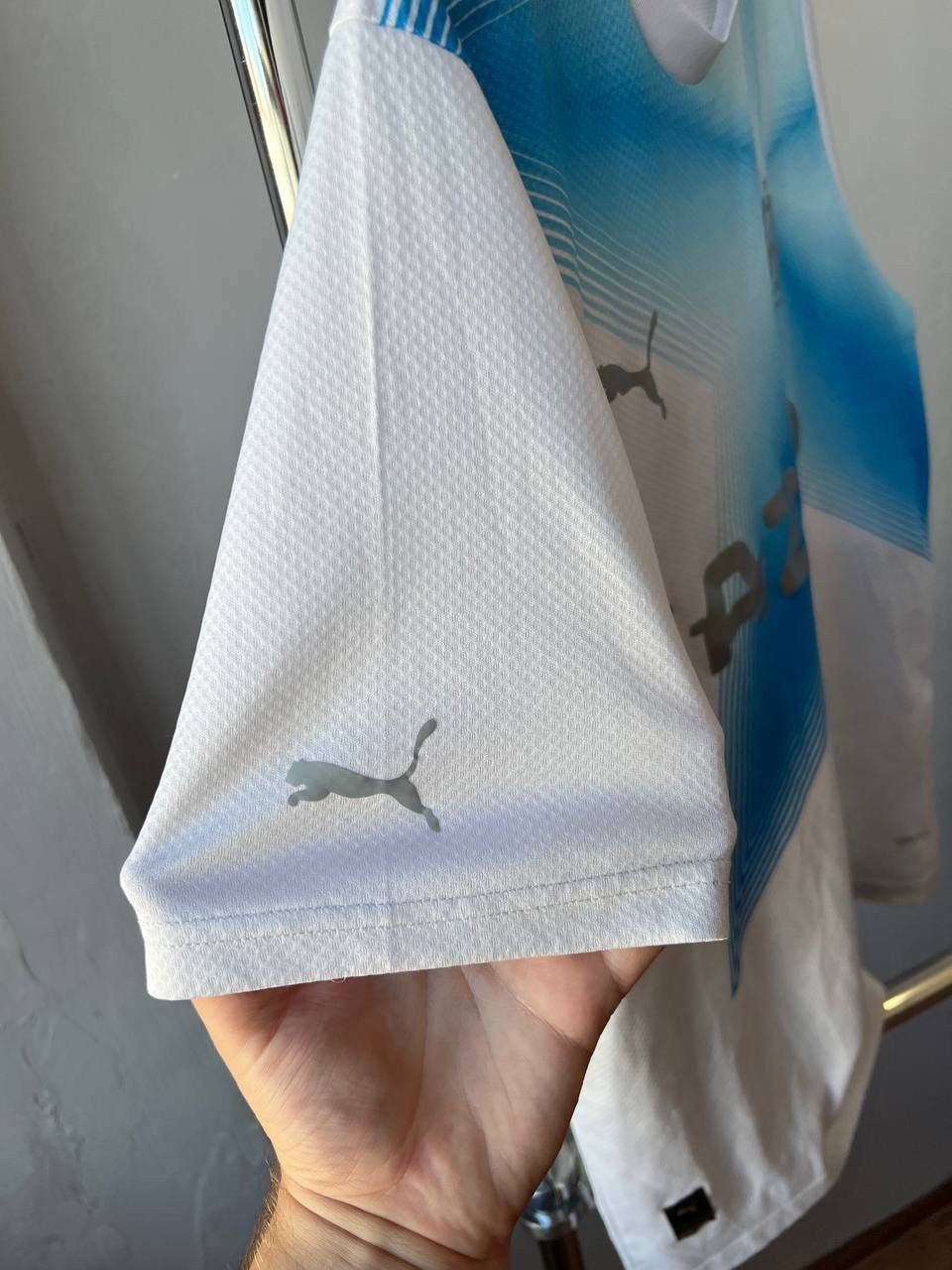 Puma 2023/24 OLYMPIQUE MARSEILLE SPECIAL SOCCER FOOTBALL JERSEY L Size US L / EU 52-54 / 3 - 14 Thumbnail