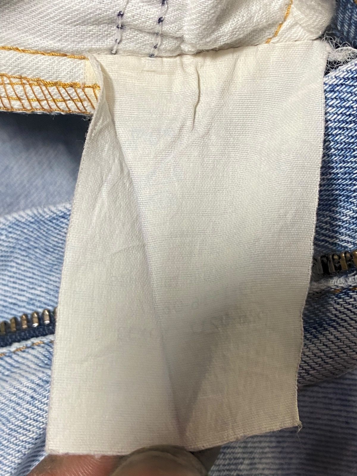 Levi's Vintage Clothing Vintage Levis 525 Light Wash Patched Distressed Jeans Size US 29 - 20 Thumbnail