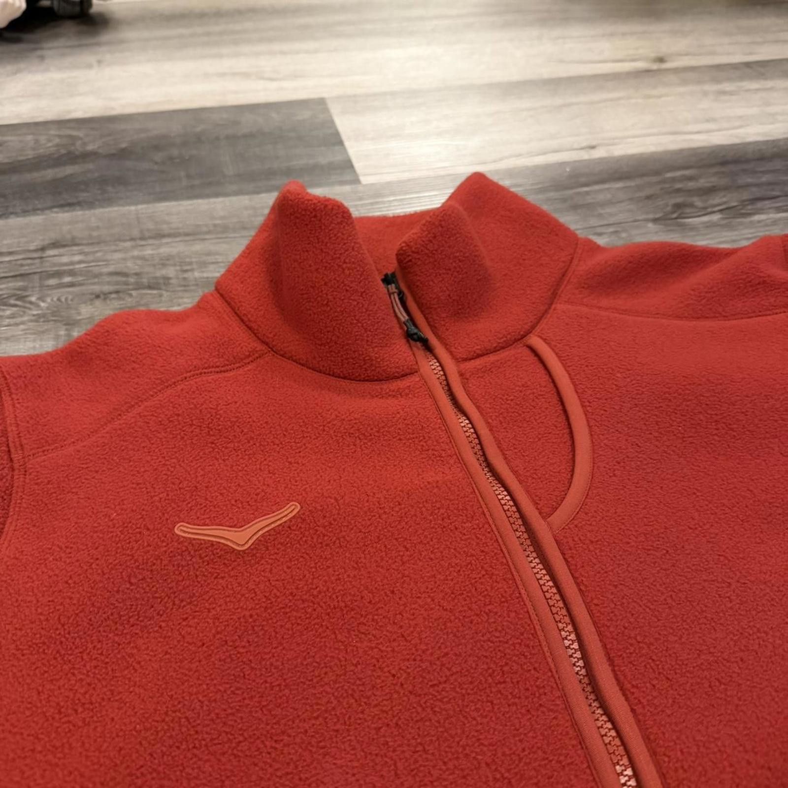 Other Hoka One One fleece zip up sweatshirt/jacket L Size US L / EU 52-54 / 3 - 3 Thumbnail