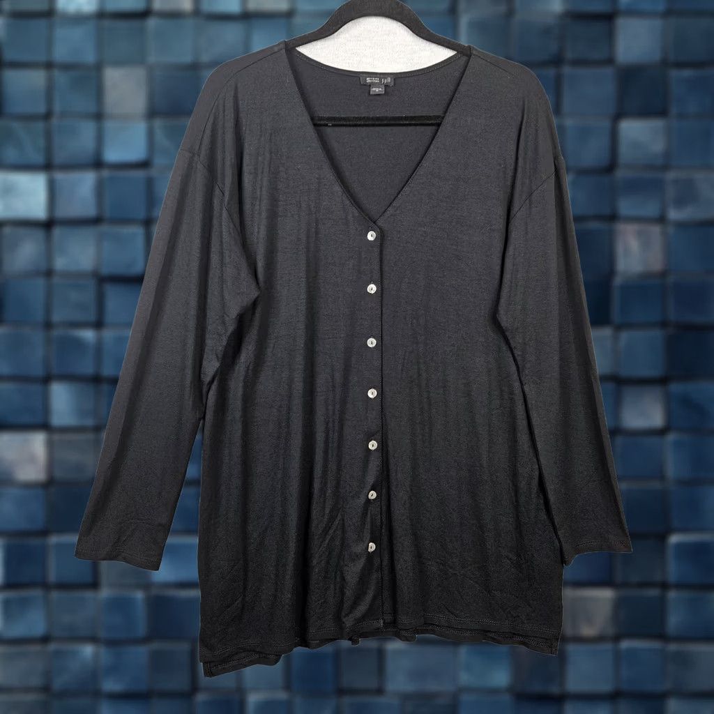 J. Jill J.Jill Wearever Collection Black V-neck Button Up Jersey Top M Womens Short Sleeve Regular Fit Button-Up Size M / US 6-8 / IT 42-44 - 1 Thumbnail