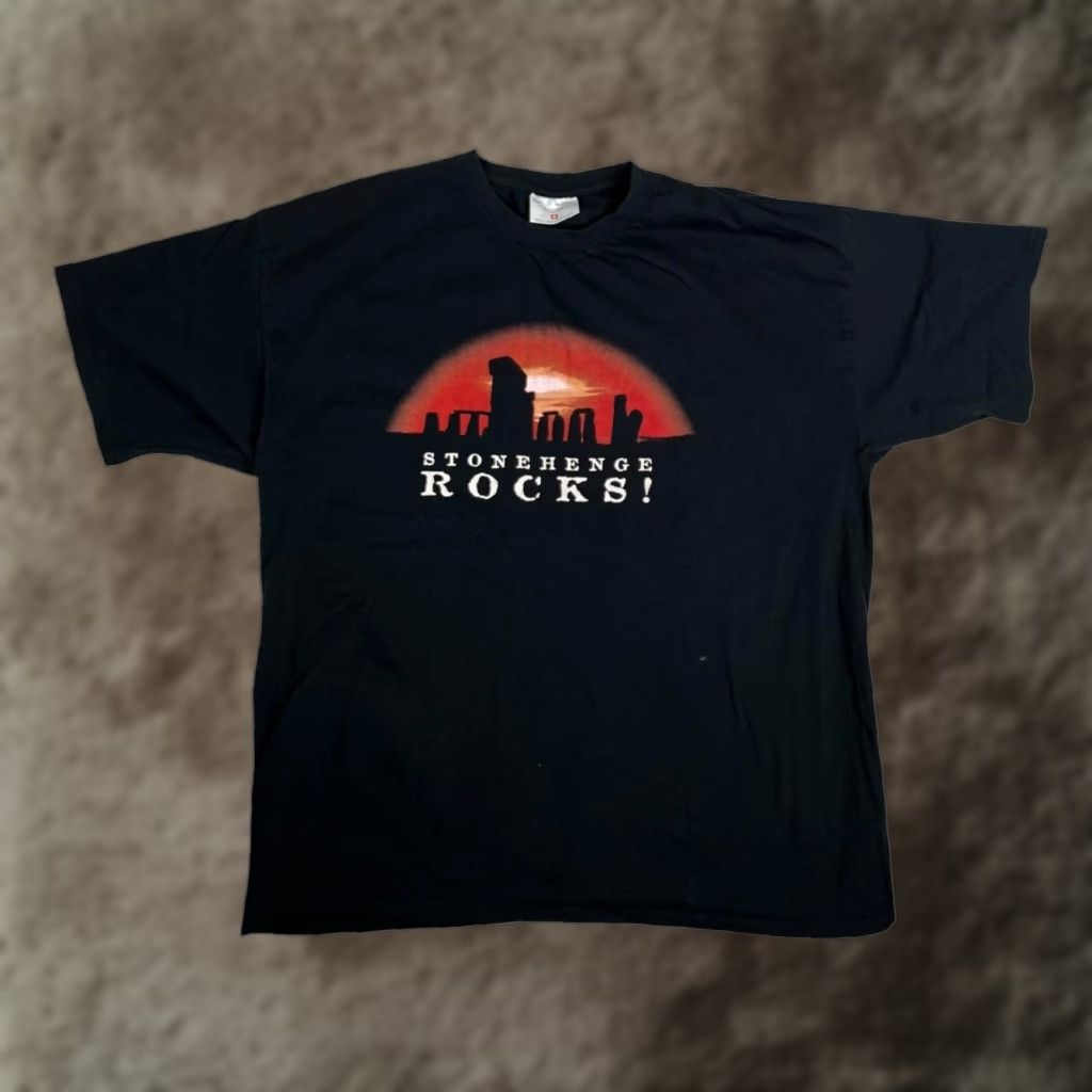 Vintage VINTAGE Stonehenge Rocks Shirt Mens 2XL Black Graphic T-Shirt Tee English Heritage Size US XXL / EU 58 / 5 - 1 Thumbnail