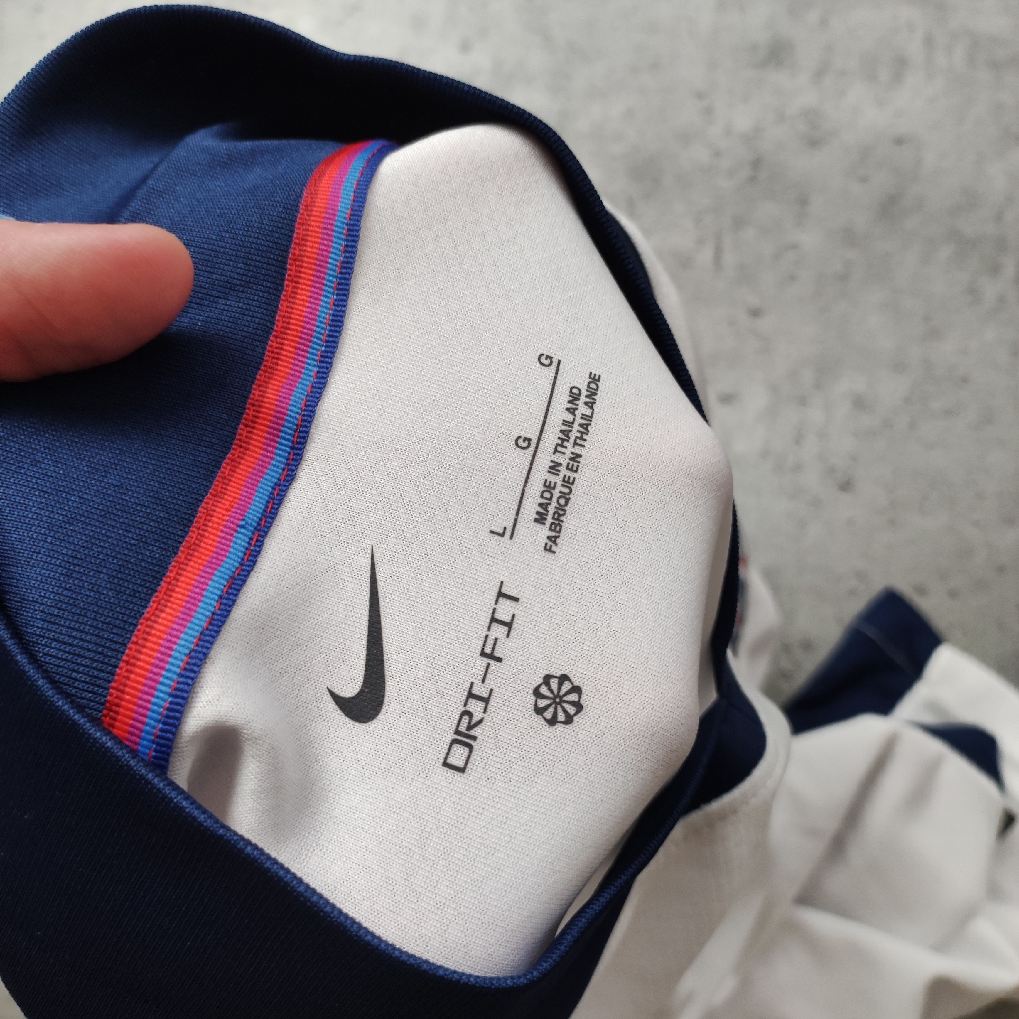 Nike RARE England National Team x Nike EURO2024 Football Kit Size US L / EU 52-54 / 3 - 7 Thumbnail