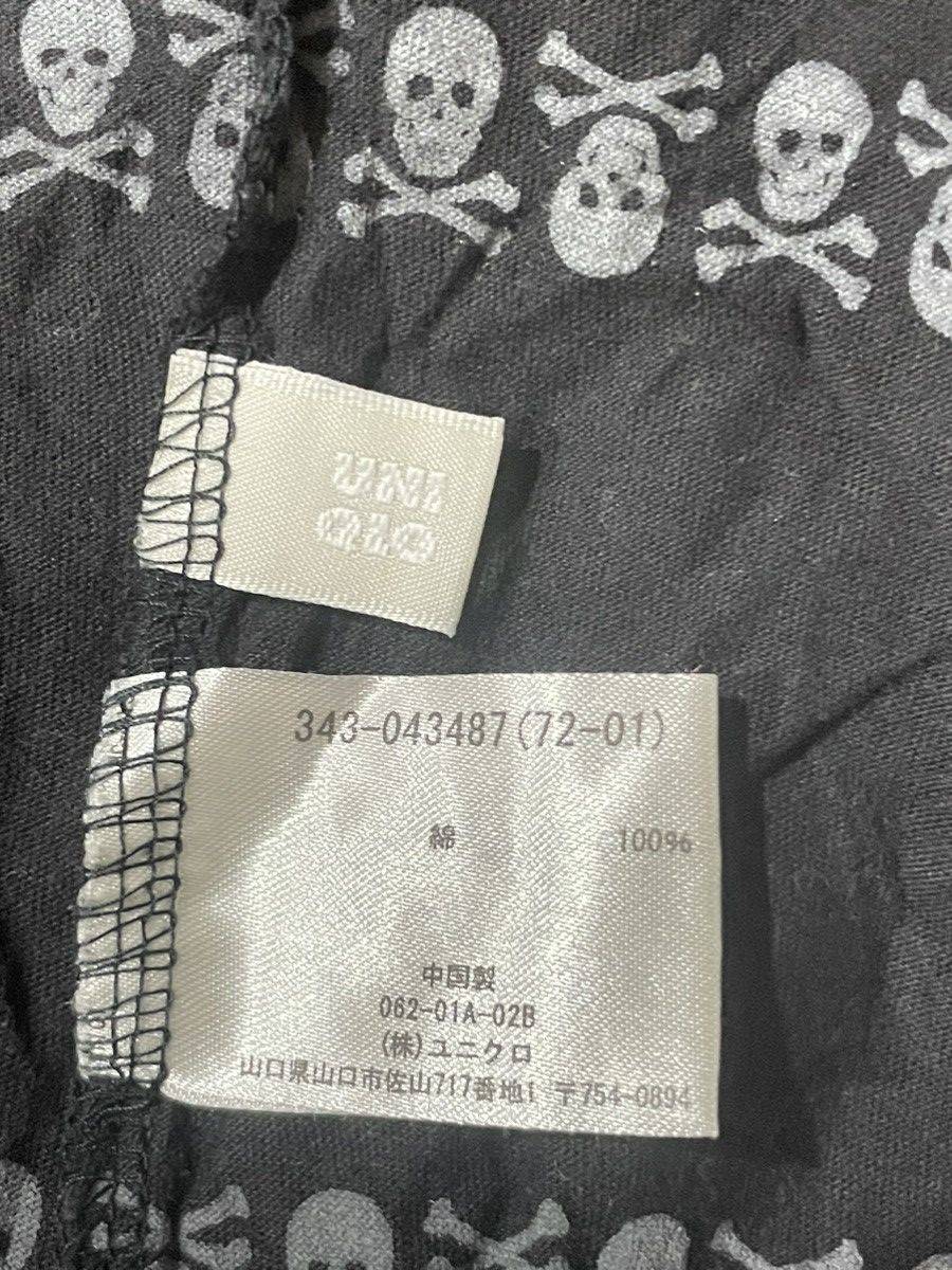 Japanese Brand The Evolution Stone Tshirt by Uniqlo Size US M / EU 48-50 / 2 - 5 Thumbnail