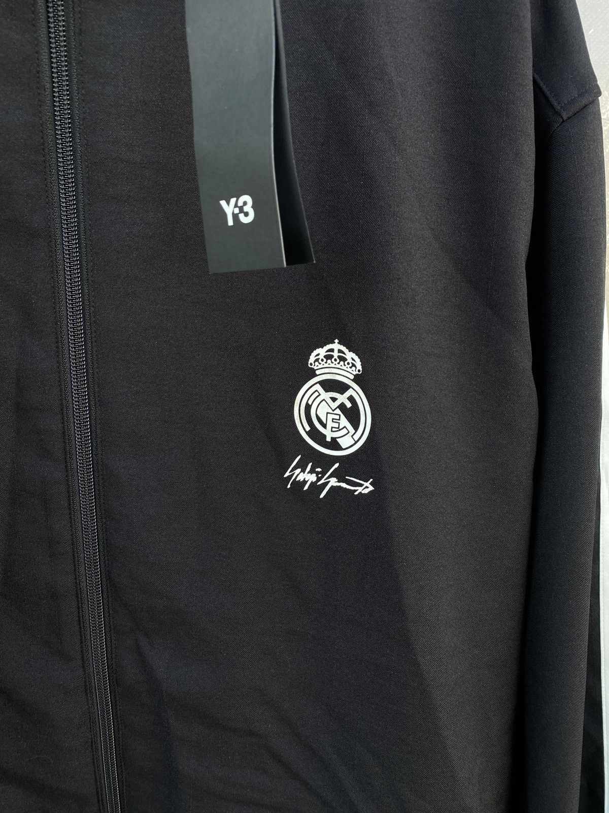 Y-3 Y-3 Real Madrid 2024 Travel Track Top Black Size US M / EU 48-50 / 2 - 5 Thumbnail