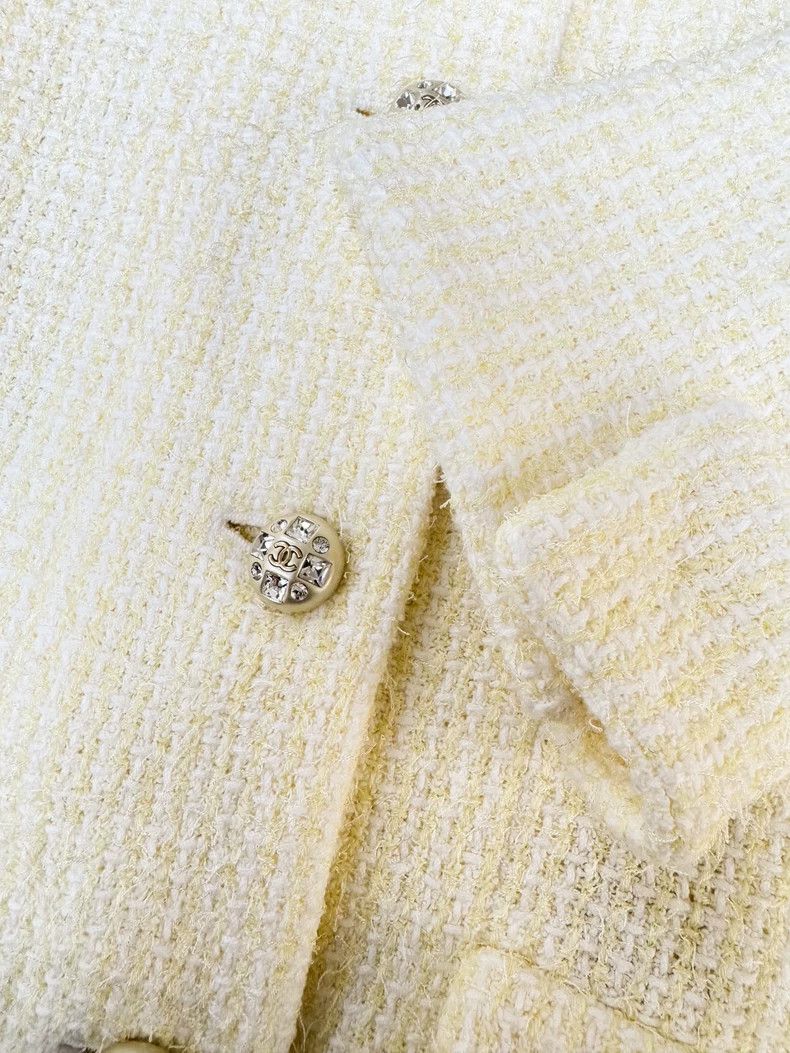 Chanel Chanel Knitted jacket with diamond buckle Size S / US 4 / IT 40 - 4 Thumbnail
