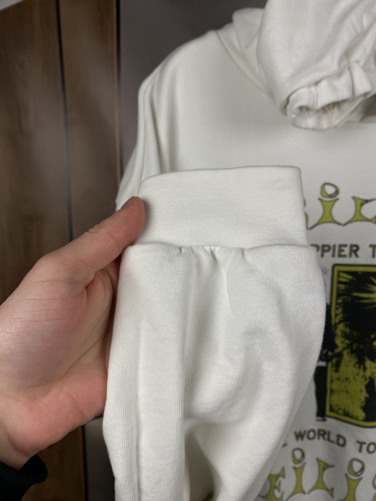 Billie Eilish 💋Hoodie Billie Eilish Happier Than Ever World Tour 2022 Tee💋 Size US L / EU 52-54 / 3 - 7 Thumbnail