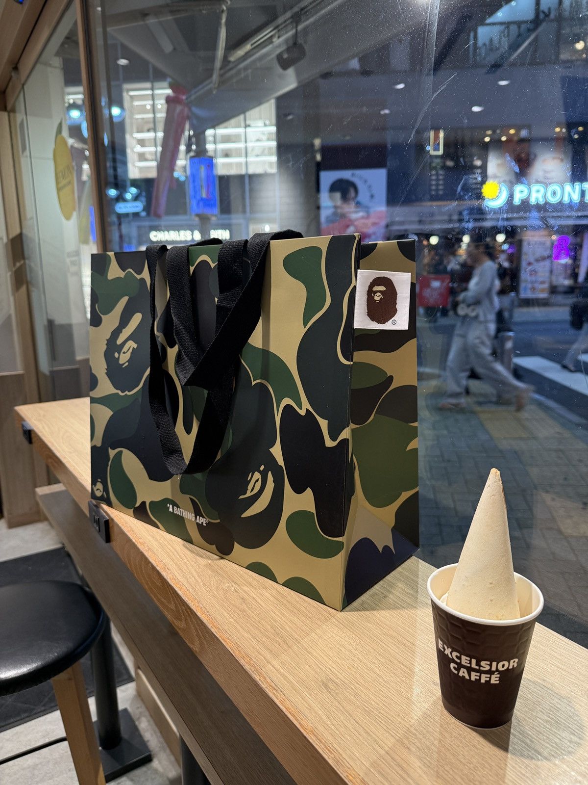 Bape BAPE Japan Exclusive Tee – Shibuya Store Edition (Deadstock) Size US M / EU 48-50 / 2 - 2 Thumbnail