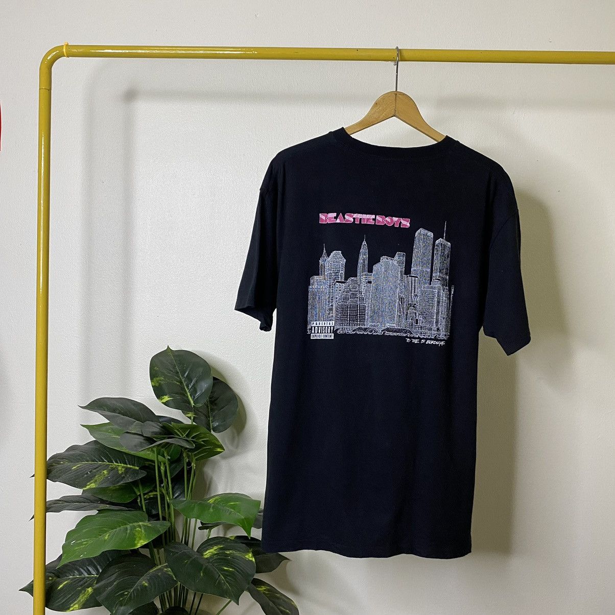Band Tees Beastie Boys Rock Band Official Reissue T Shirt Size US XL / EU 56 / 4 - 1 Thumbnail
