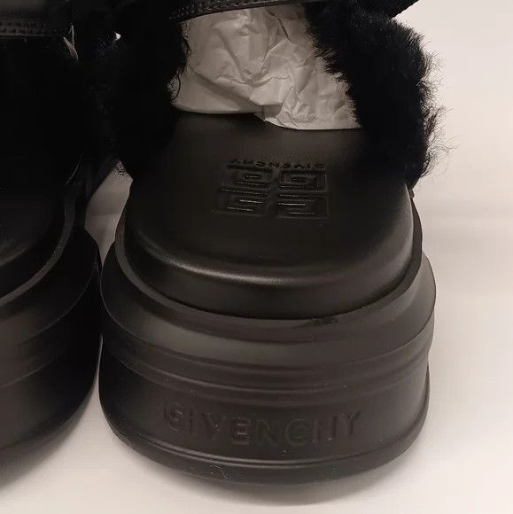 Givenchy Givenchy Marshmallow Hoya Shearling-Lined Suede Mules - EU44 Size US 11 / EU 44 - 12 Thumbnail
