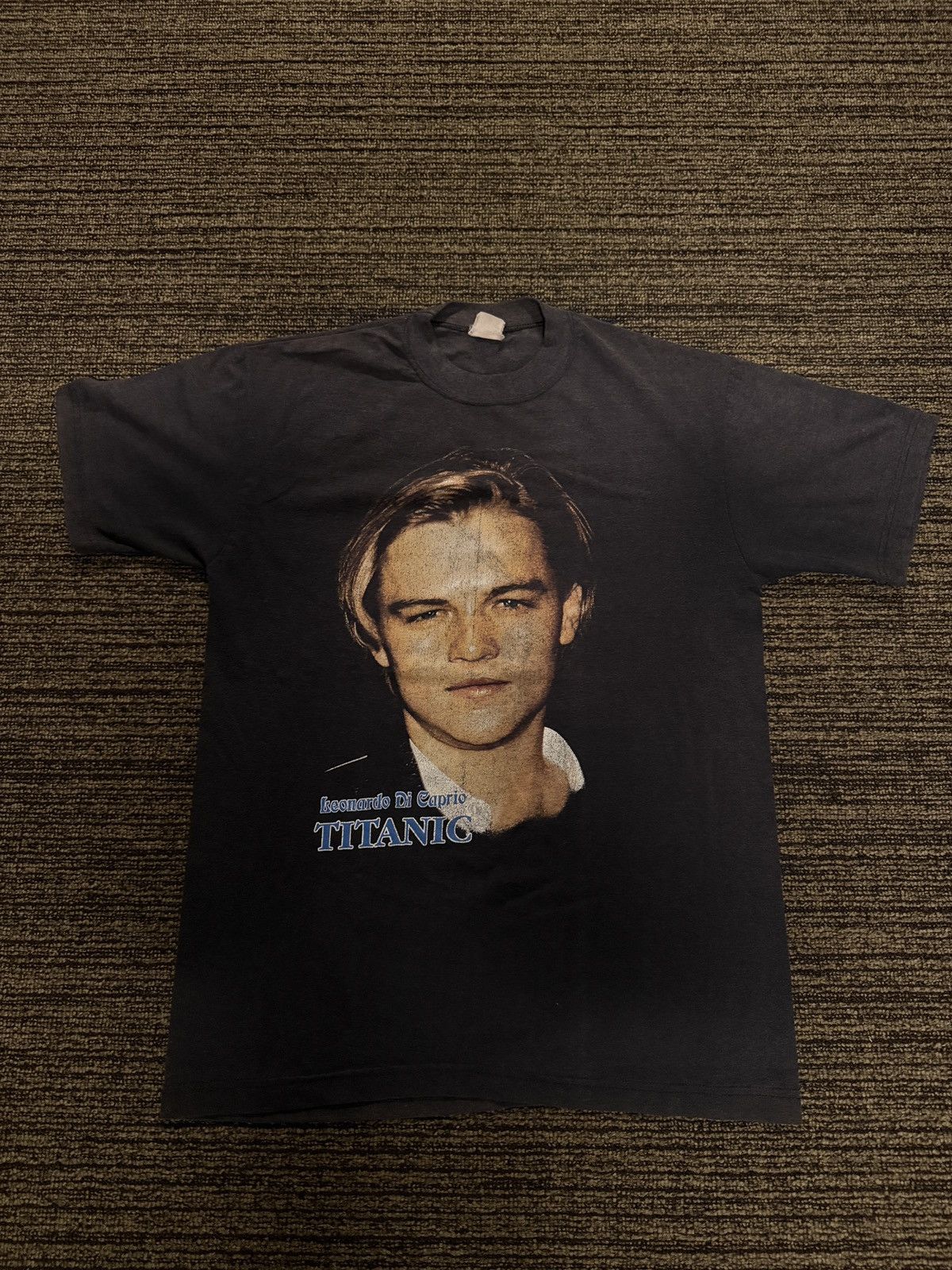 Vintage Vintage Leonardo DiCaprio Titanic Tee Size US M / EU 48-50 / 2 - 1 Thumbnail