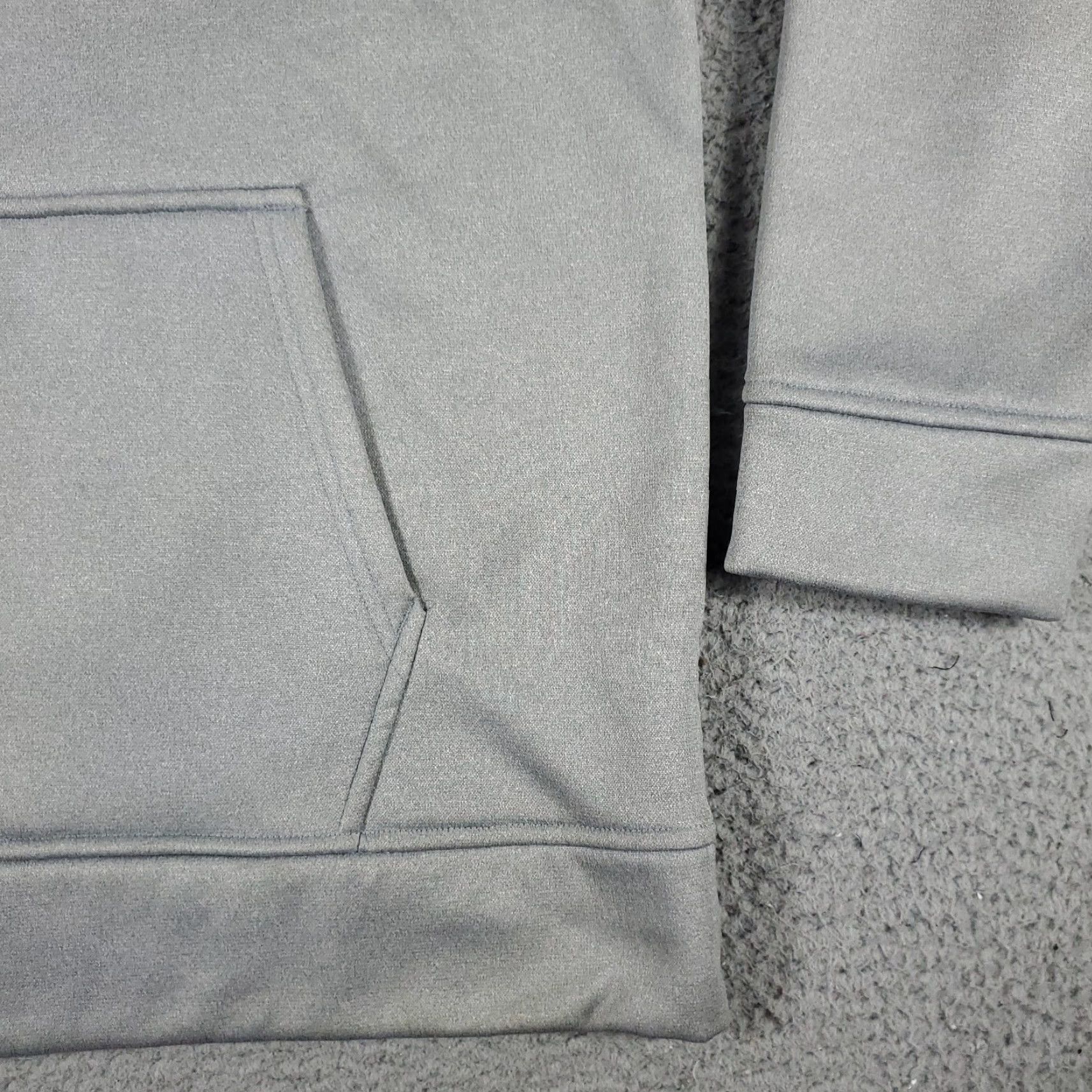 Under Armour VINTAGE Under Armour Hoodie Pullover Mens Large Gray Casual Sports Outdoor 90s Men Size US L / EU 52-54 / 3 - 5 Thumbnail