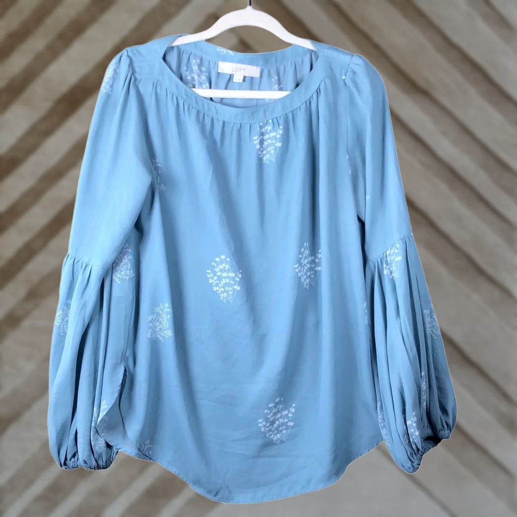 Loft LOFT Blouse Floral Boat Neck Long Balloon Sleeves M Women’s Blue White Size M / US 6-8 / IT 42-44 - 1 Thumbnail