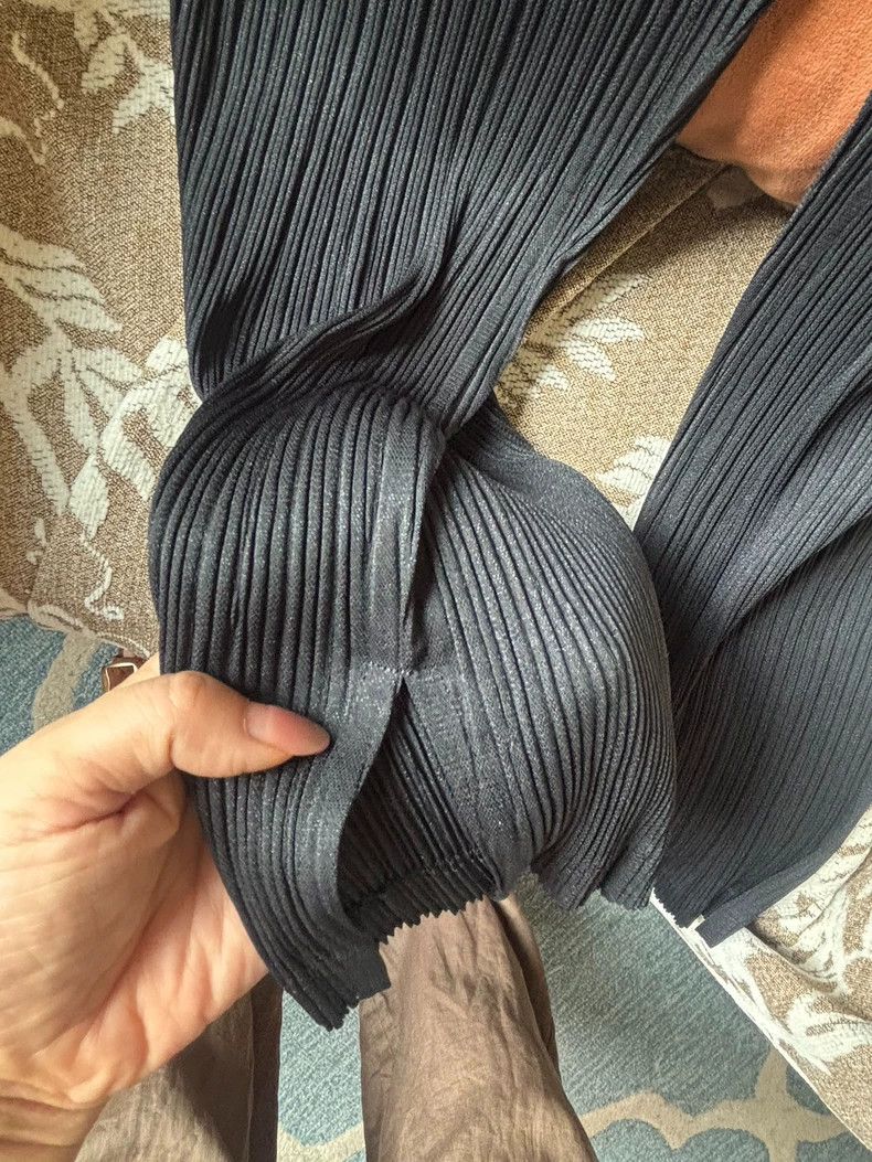 Issey Miyake Issey Miyake size:2 Classic black women's trousers for the Size 22" - 7 Thumbnail