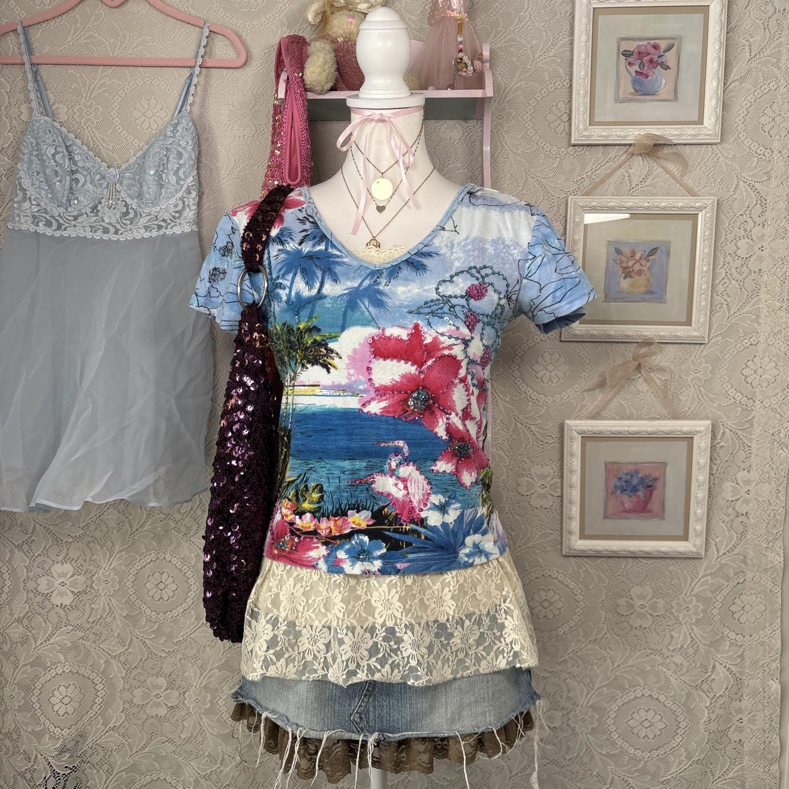 Other y2k vintage beaded floral baby tee Size M / US 6-8 / IT 42-44 - 1 Thumbnail