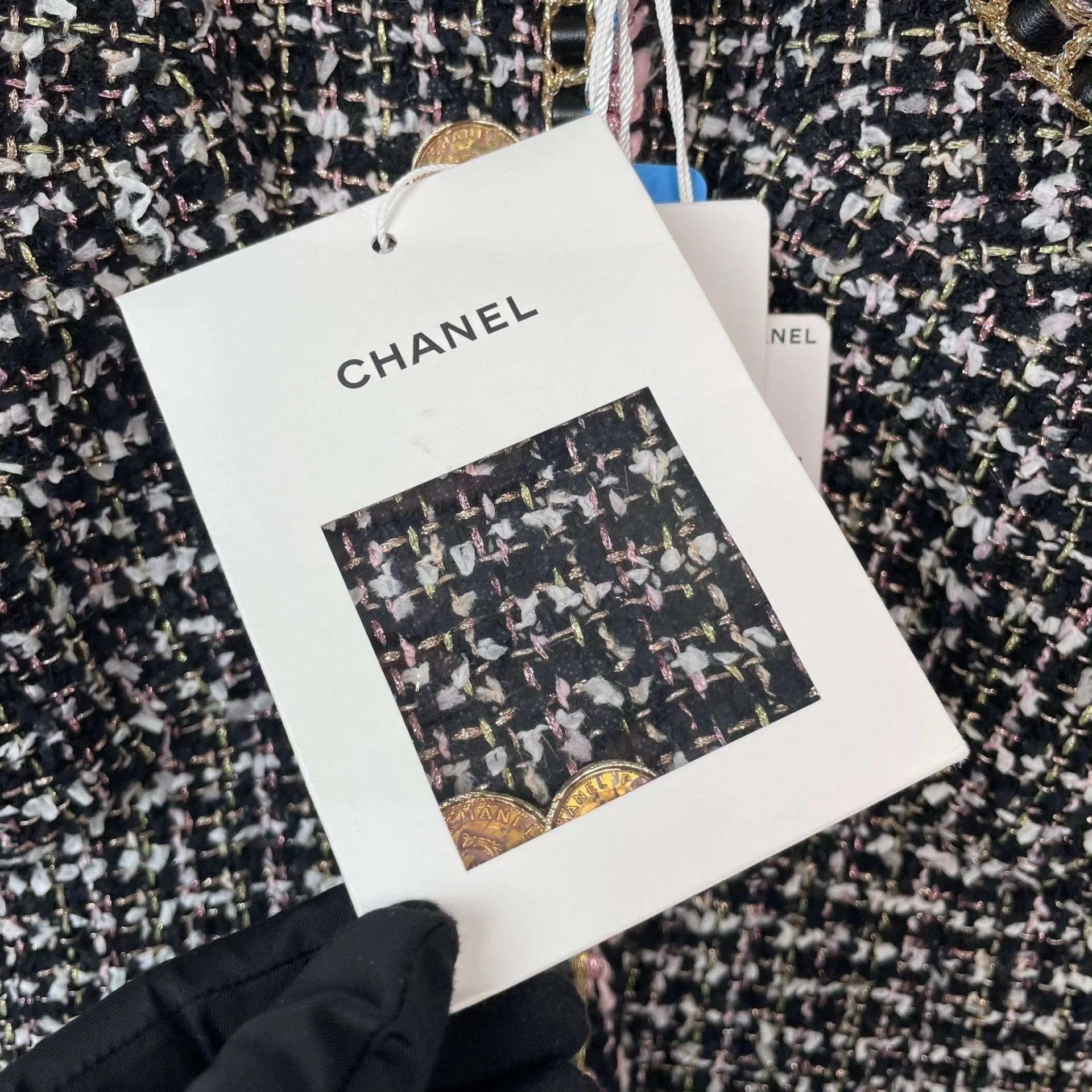 Chanel Chanel tweed knit jacket 38 black Size S / US 4 / IT 40 - 4 Thumbnail