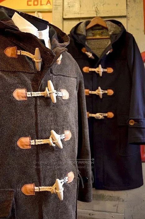Freewheelers vintage corduroy duffle coat with hood. Size US M / EU 48-50 / 2 - 3 Thumbnail
