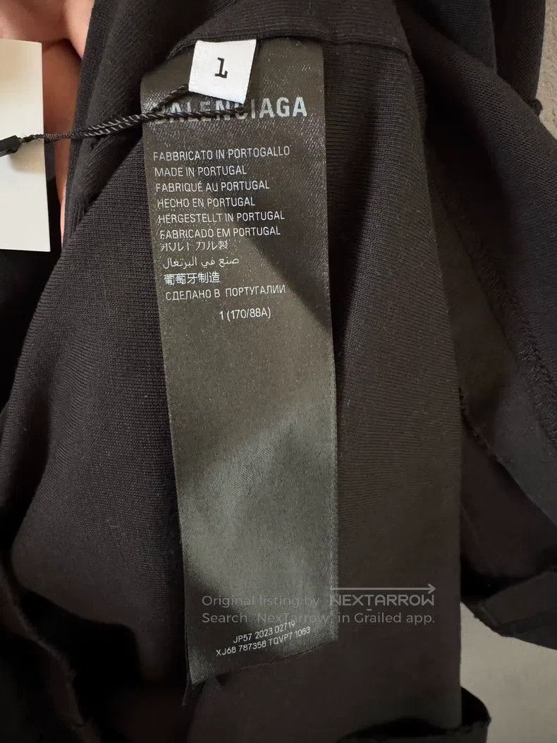 Balenciaga Balenciaga Antwerp Palace Logo Printed Aged Round-neck Sho Size US S / EU 44-46 / 1 - 5 Thumbnail
