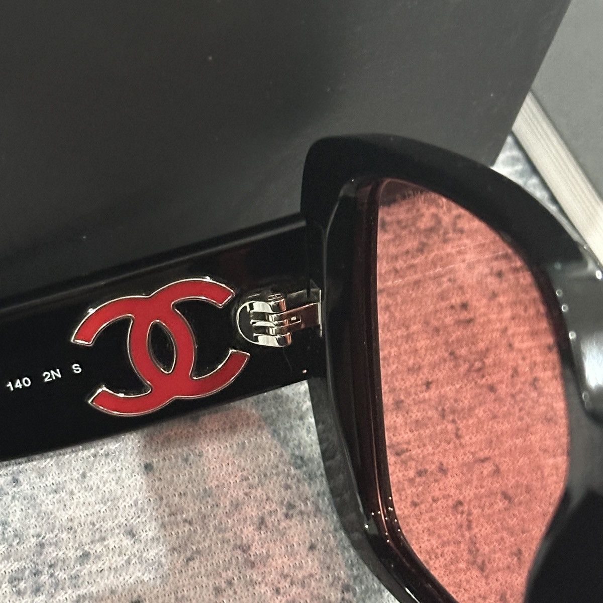 Chanel CHANEL 0CH5541 1231D7 SUNGLASSES Size ONE SIZE - 8 Thumbnail