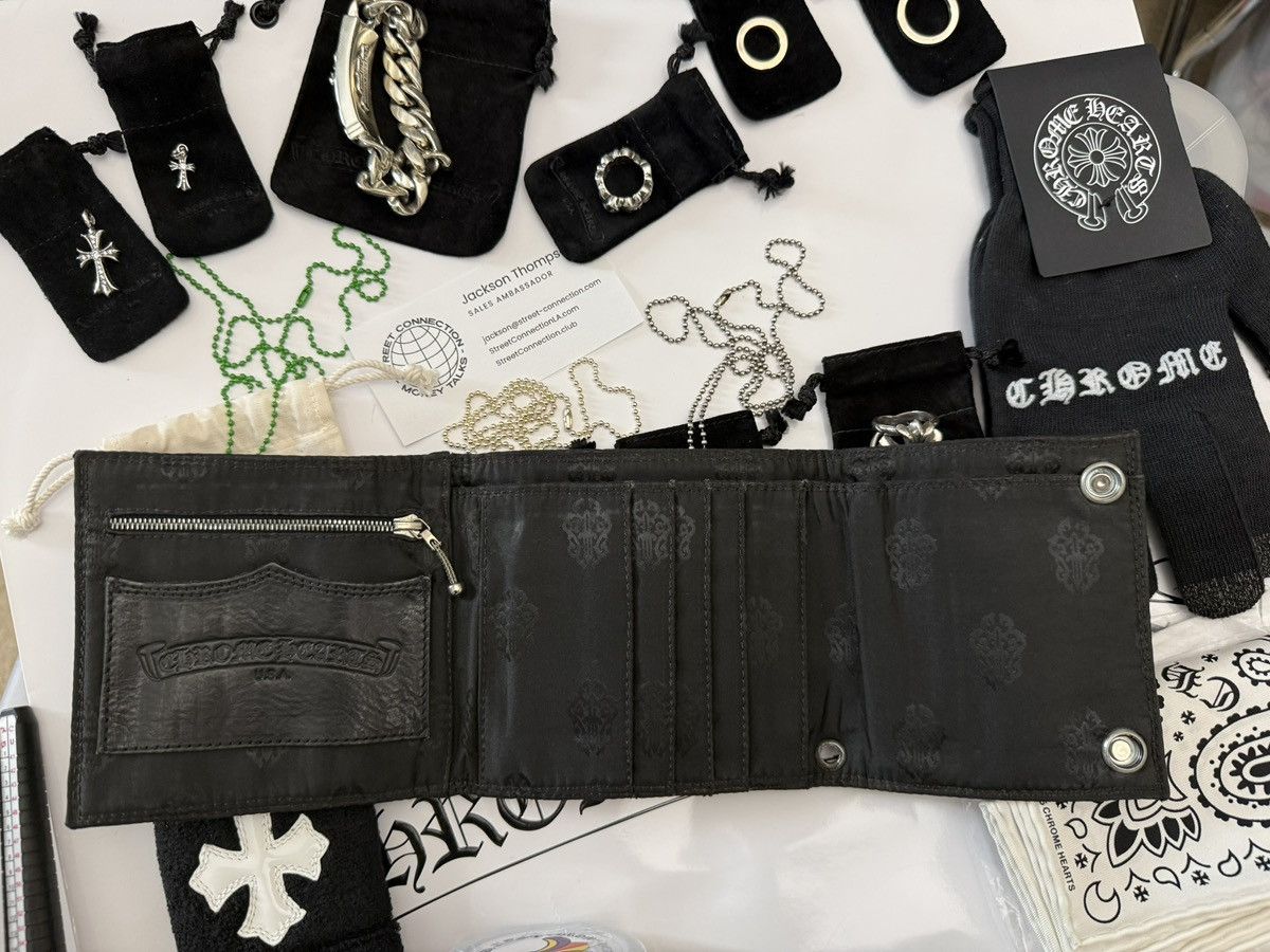 Chrome Hearts CHROME HEARTS NYLON TRI FOLD WALLET GENTLY USED VINTAGE Size ONE SIZE - 9 Thumbnail