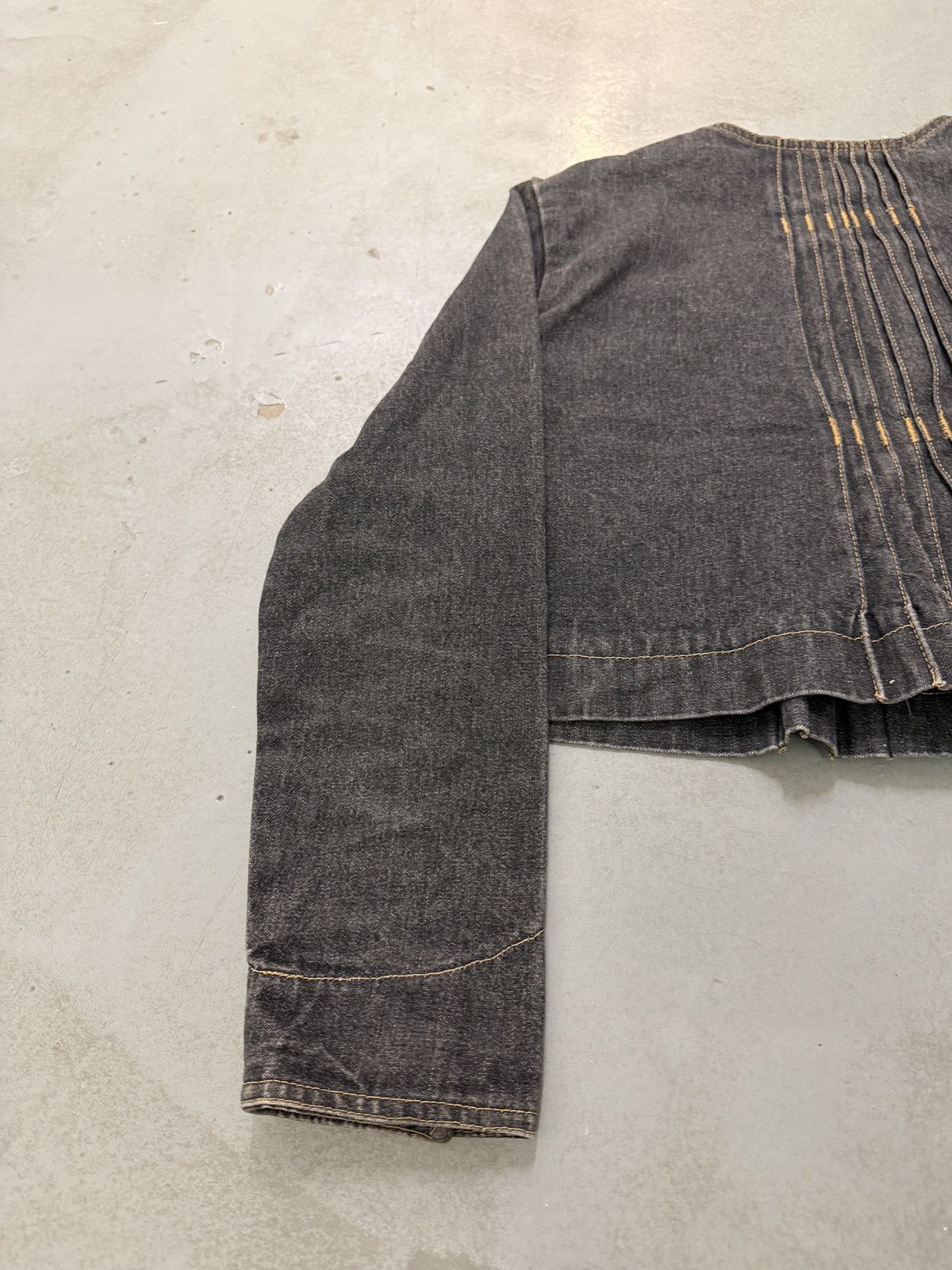 Marithe + Francois Girbaud Marithé + François Girbaud Reproduction Cropped Denim Jacket Size S / US 4 / IT 40 - 7 Thumbnail