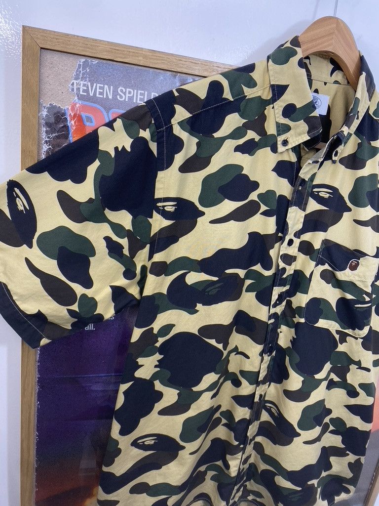 Bape 00s Vintage Bape Cut and Collage Camo Button Up Shirt Size US M / EU 48-50 / 2 - 6 Thumbnail