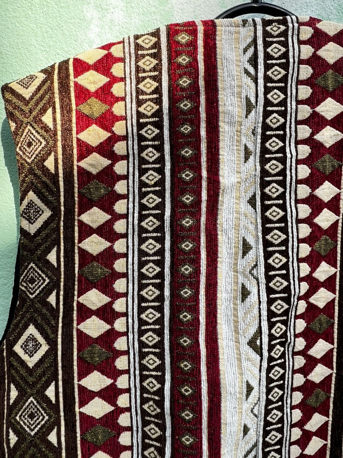 Japanese Brand Vintage MUHET Geometric Vest Boho Tribal Tapestry Waistcoat Size US L / EU 52-54 / 3 - 12 Thumbnail