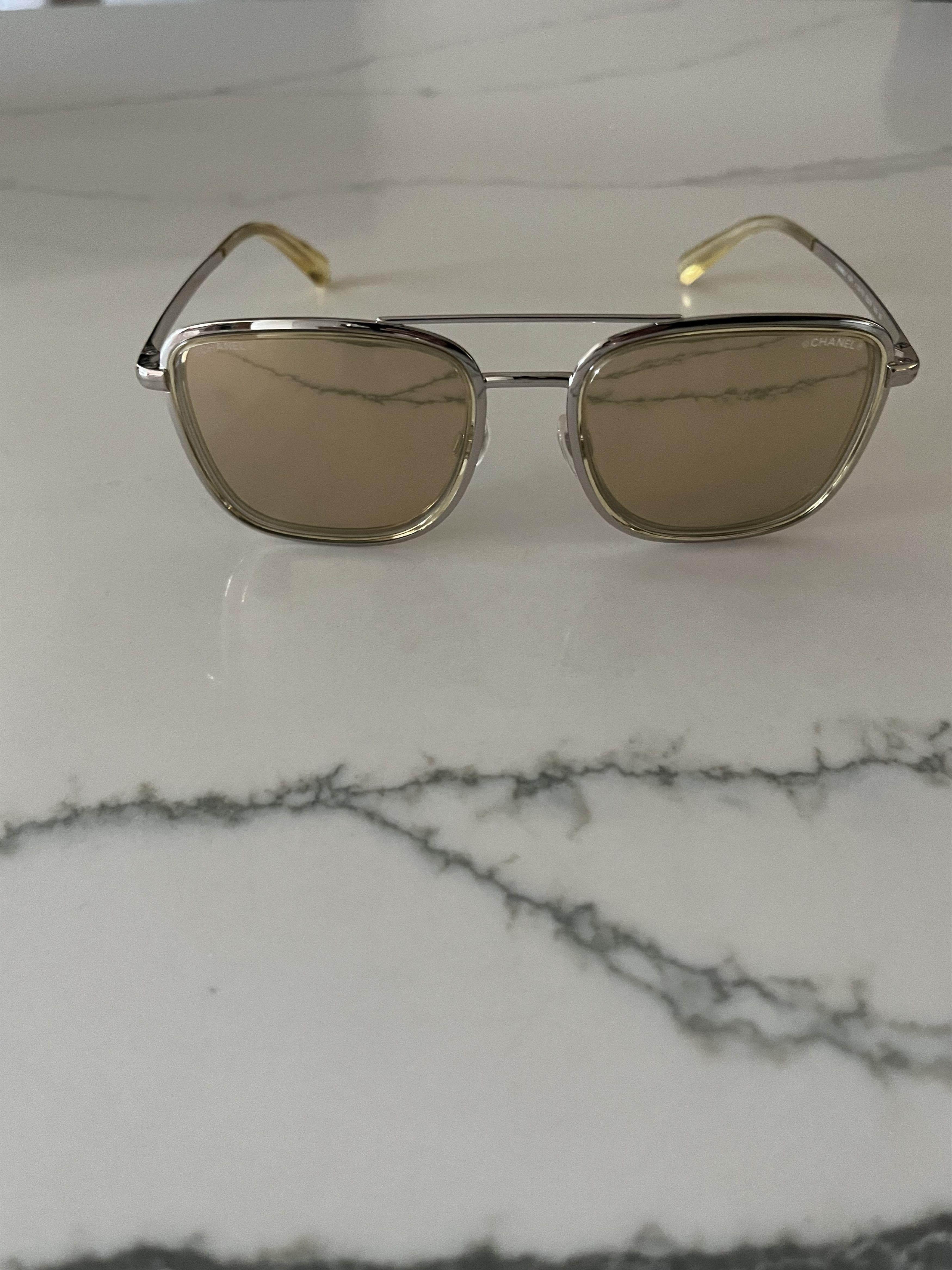 Chanel Chanel Metal Pilot Sunglasses 4241 Gold Size ONE SIZE - 1 Thumbnail