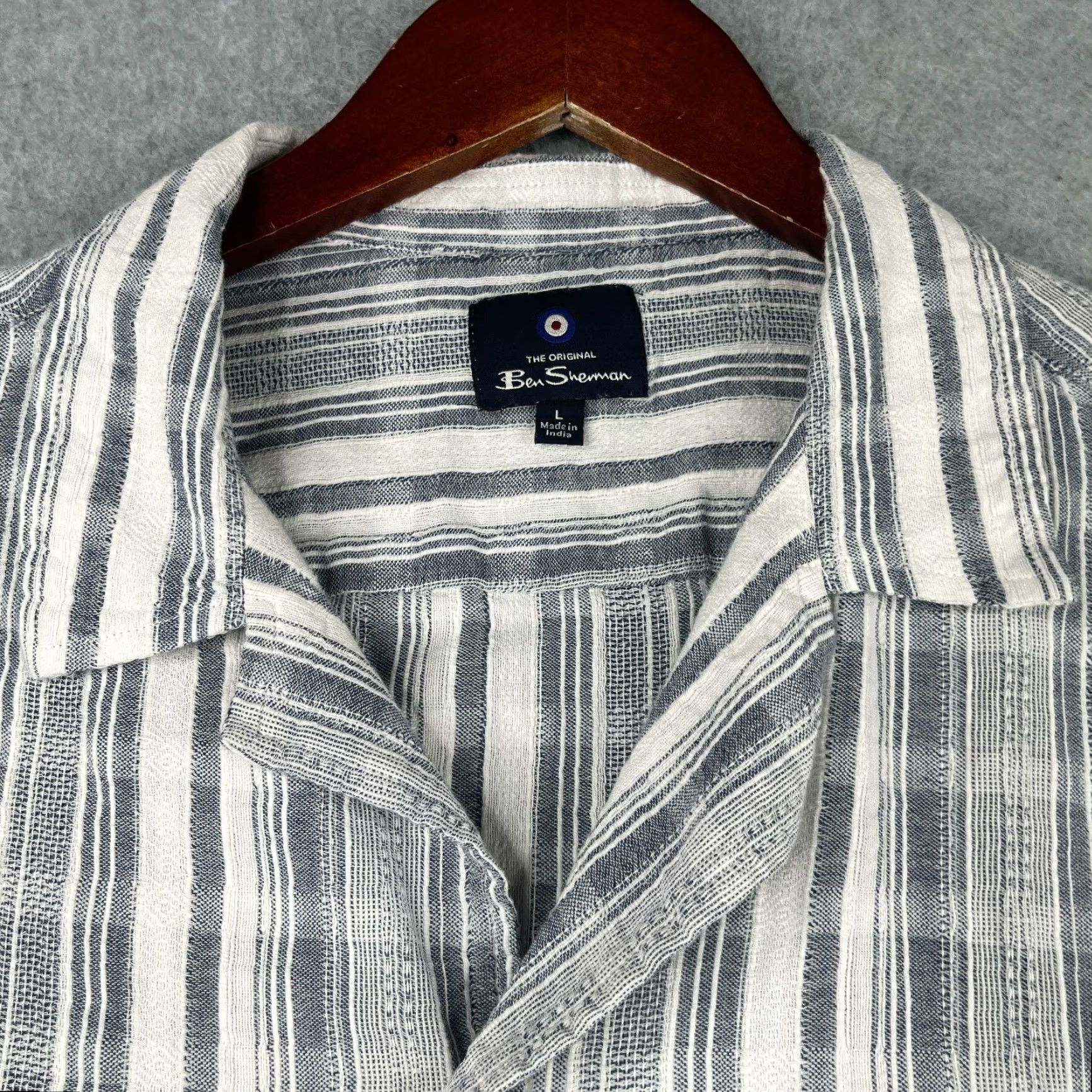 Ben Sherman Ben Sherman BoHo Style Shirt L White Navy Striped Button Up Short Sleeve Casual Men’s Regular Cotton Woven Button-Up Vintage No Size US L / EU 52-54 / 3 - 3 Thumbnail