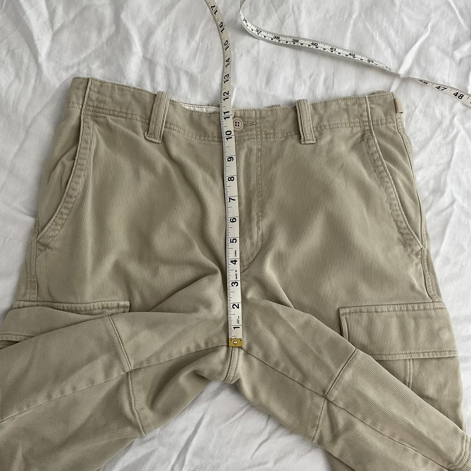 Gap vintage y2k GAP baggy long khaki corduroy cargo shorts 33 Size US 33 - 4 Thumbnail