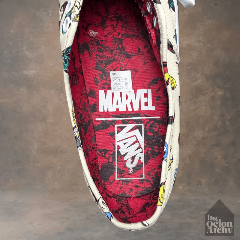 Disney × Vans Vans Authentic x Marvel 'Marvel Heads' 2018 VN0A38EMRNU Used Size US 10 / EU 43 - 8 Thumbnail