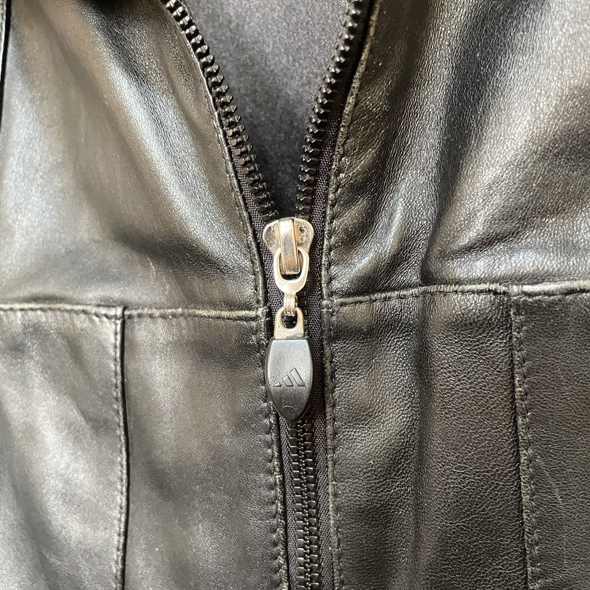 Adidas × Vintage RARE 90s Black adidas LEATHER VEST jacket bomber equipment Size US L / EU 52-54 / 3 - 7 Thumbnail