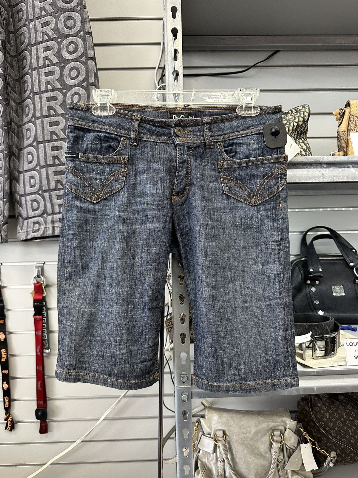 Dolce & Gabbana D&G SLIM DENIM LOGO SHORTS JORTS Size 26" / US 2 / IT 38 - 2 Thumbnail