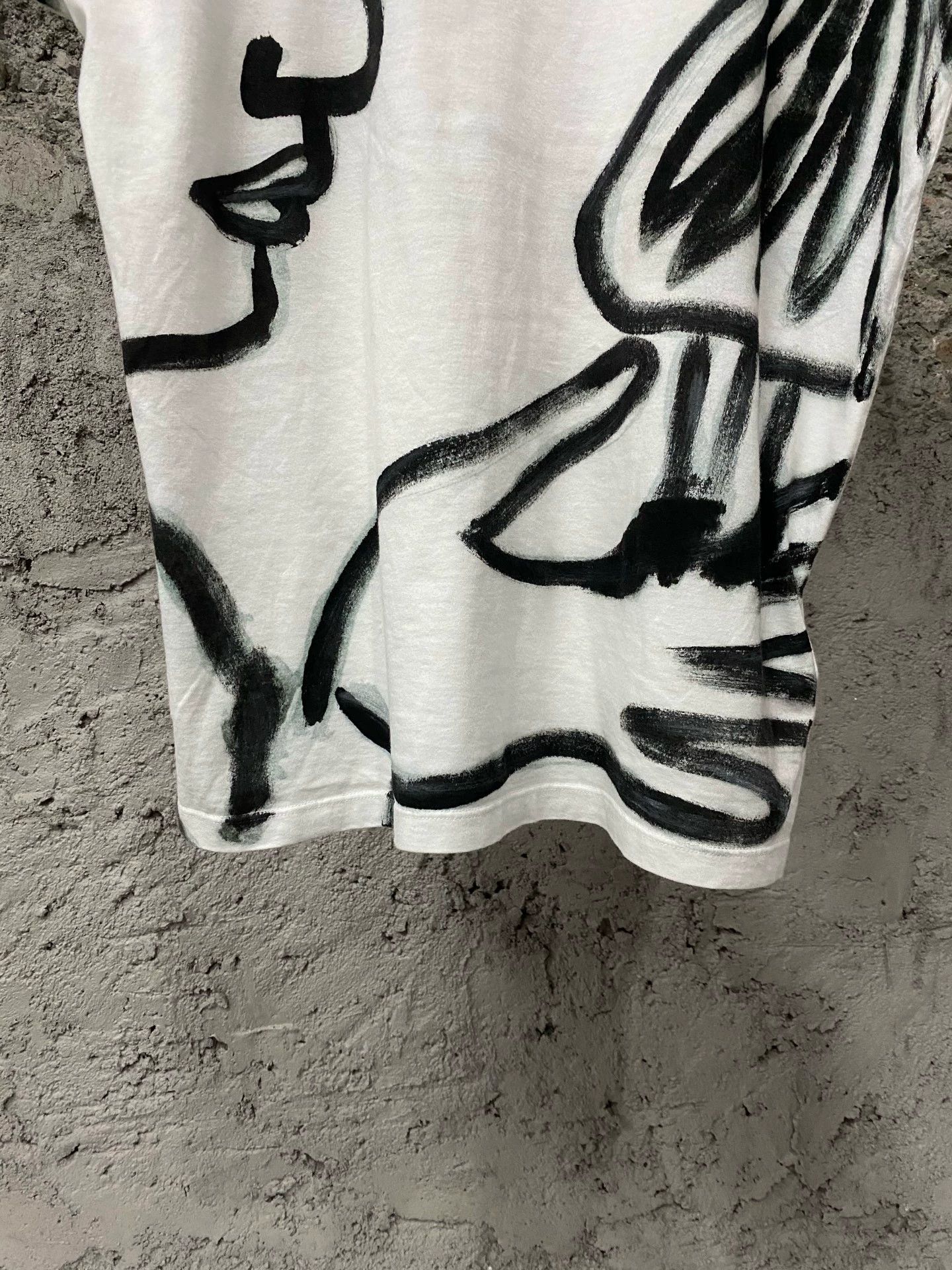 Moncler Moncler Graffiti Short Sleeve Tee M Size M / US 6-8 / IT 42-44 - 4 Thumbnail