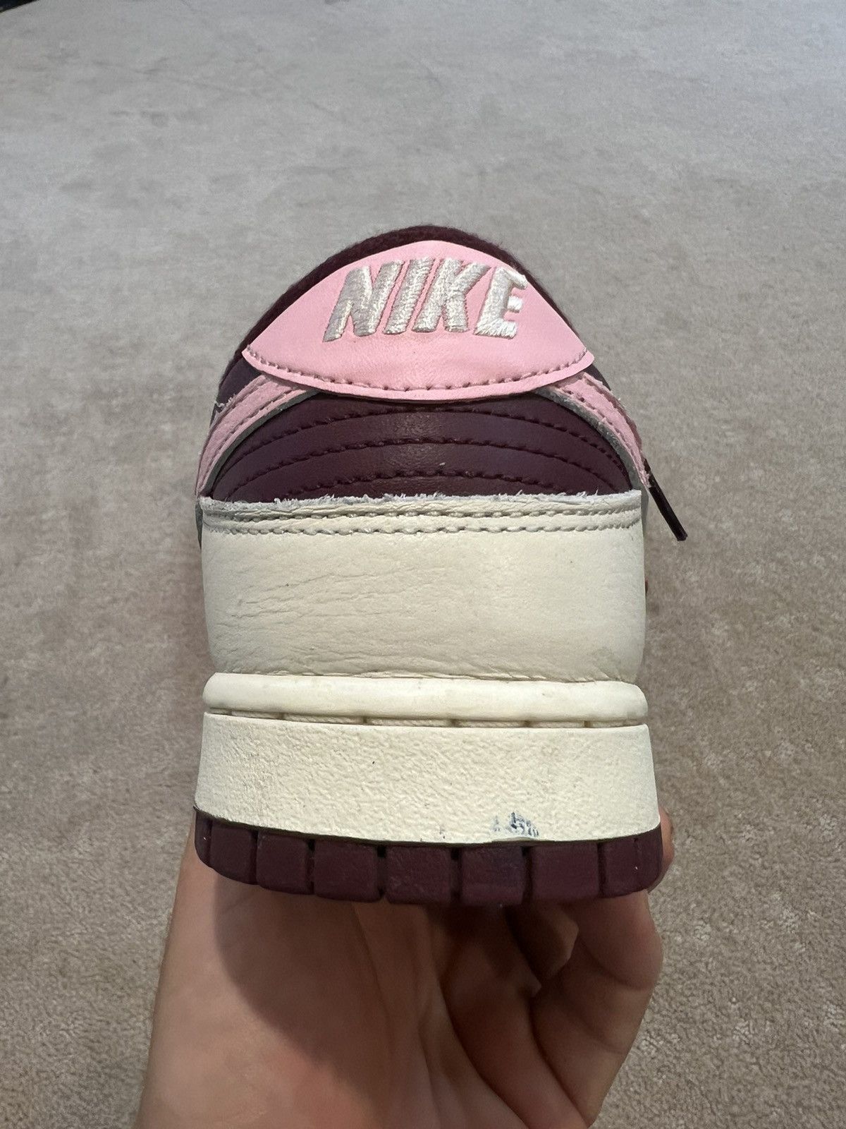 Jordan Brand × Nike Nike Dunk Low Valentines, Dunk Low Retro PRM Size US 10 / EU 43 - 9 Thumbnail