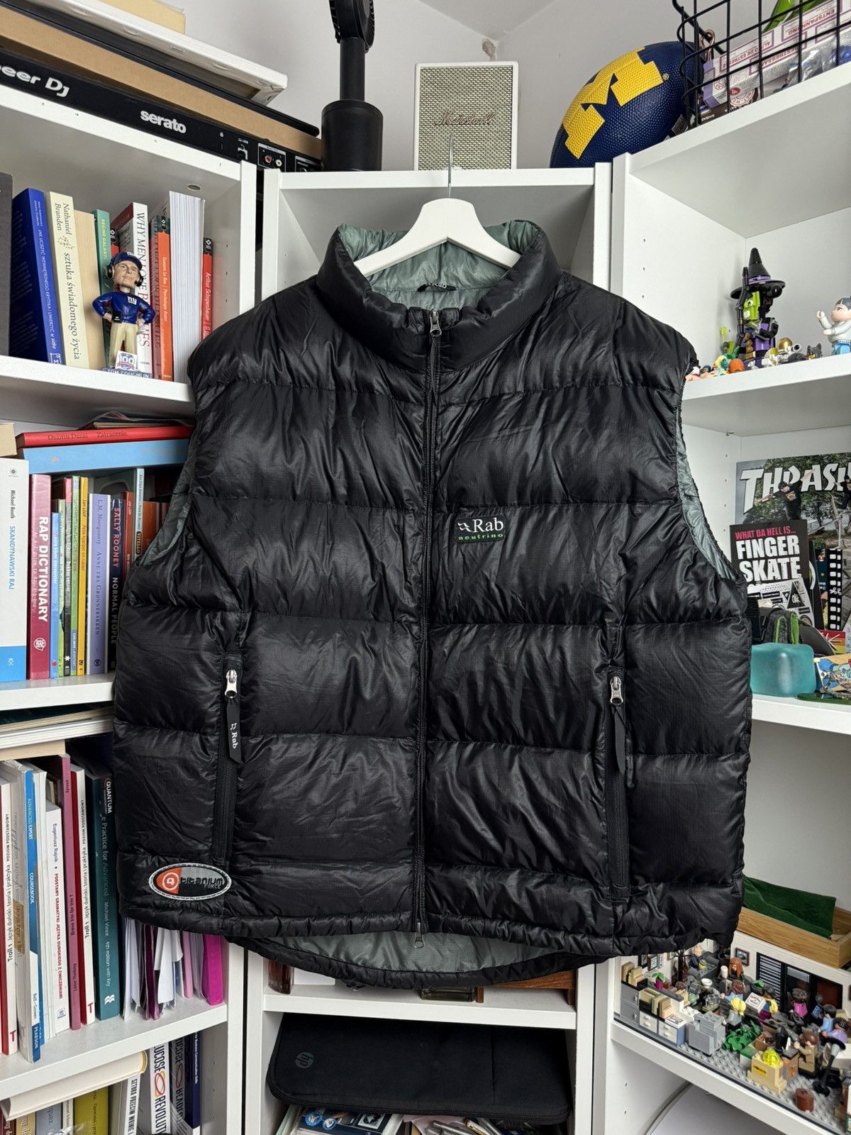 Rab × Vintage Vintage 90s Rab black down puffer vest gilet XXL gorpcore y2k Size US XXL / EU 58 / 5 - 1 Thumbnail