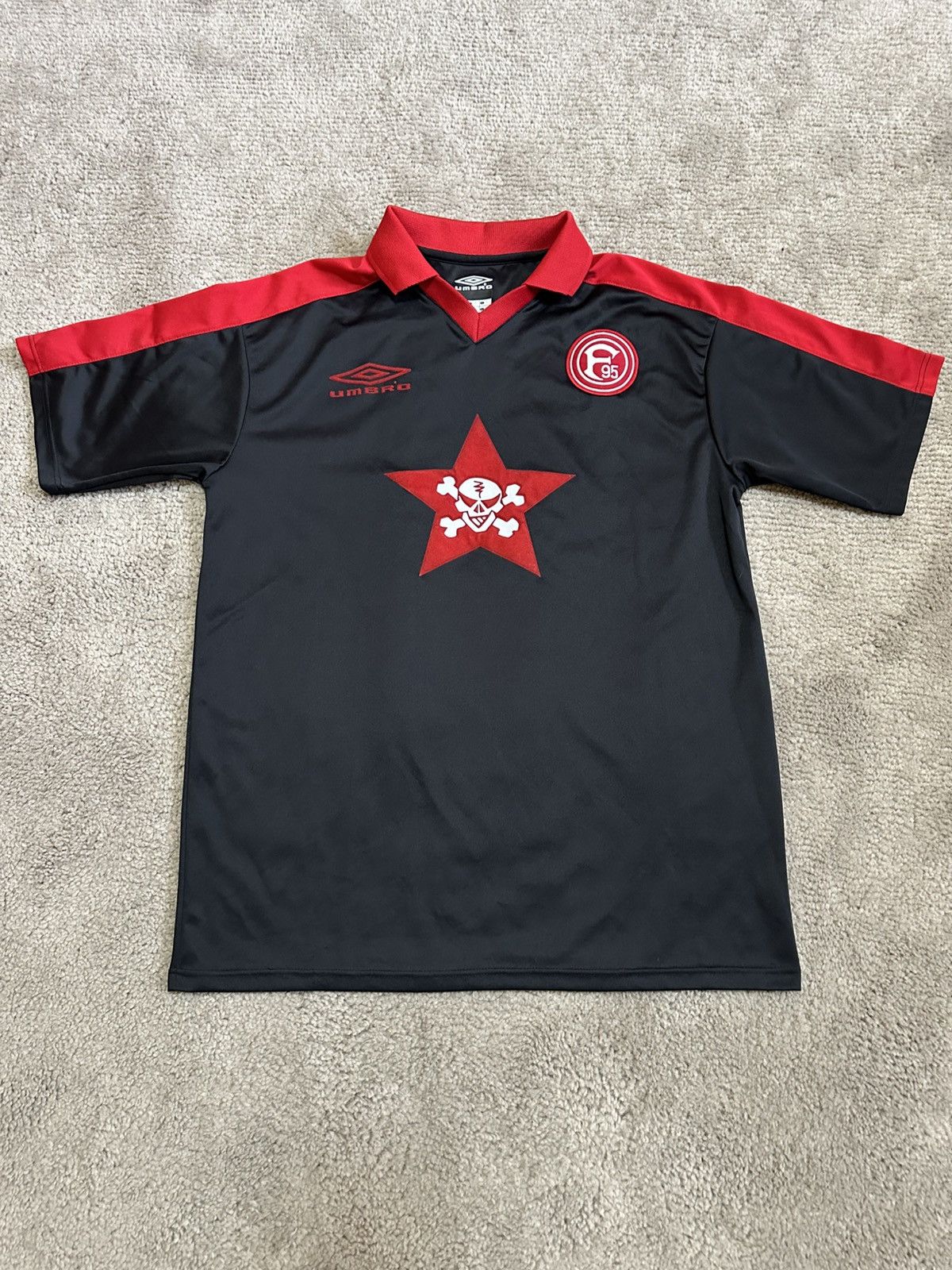 Palace × Umbro Palace Umbro 3rd Goalie Shirt | Grailed
