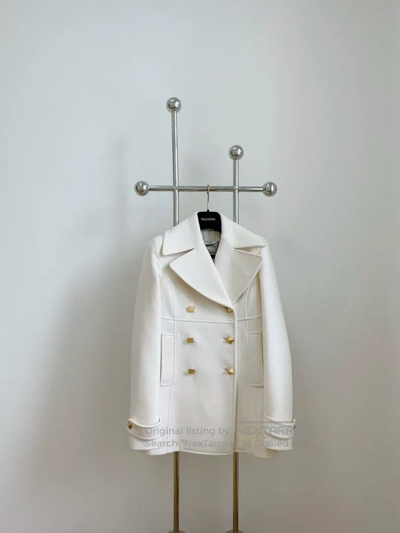Valentino Valentino White wool coat Size L / US 10 / IT 46 - 1 Thumbnail