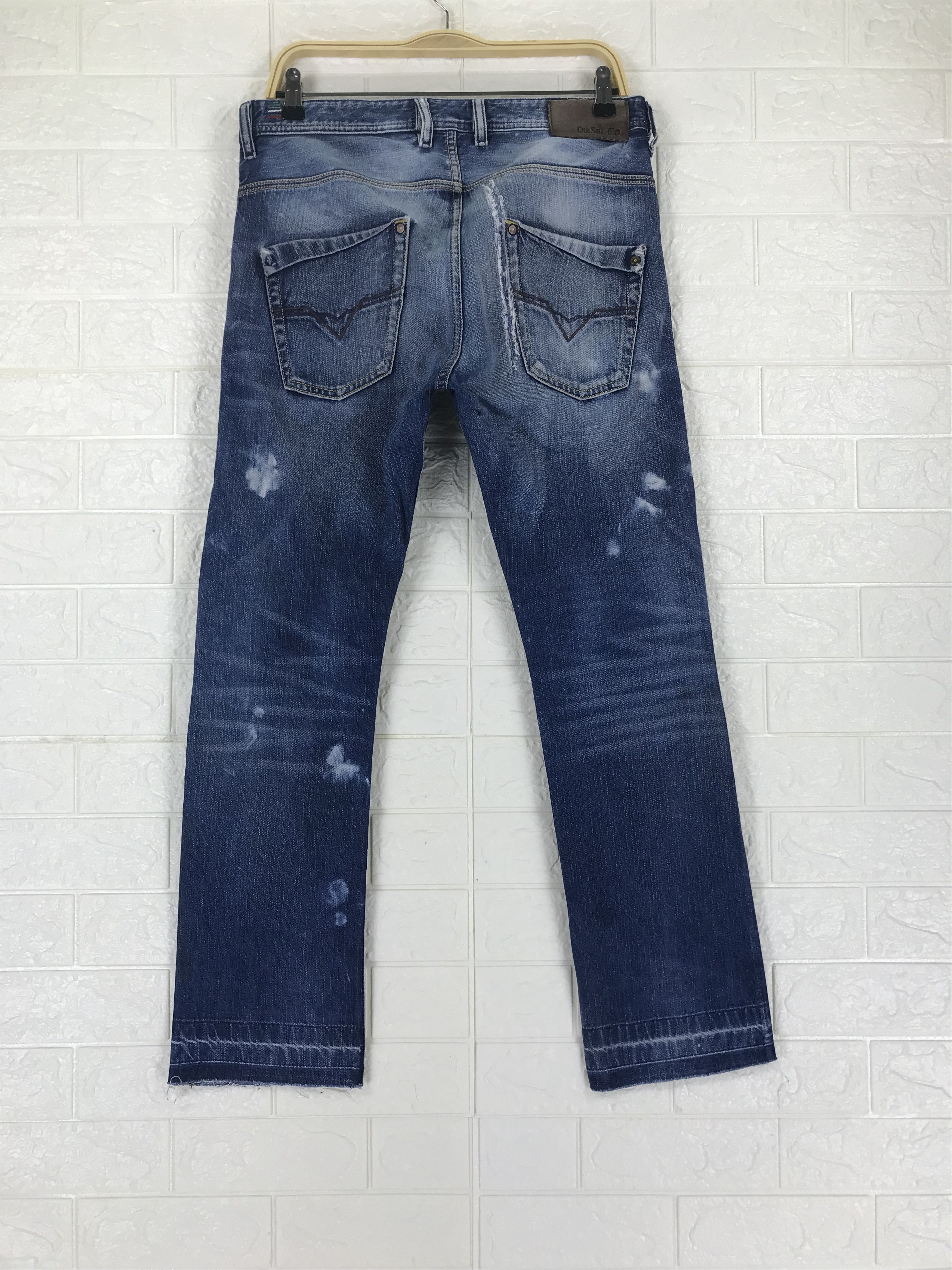 Diesel Vintage Diesel Distressed Denim Faded Blue Jeans Size US 29 - 5 Thumbnail