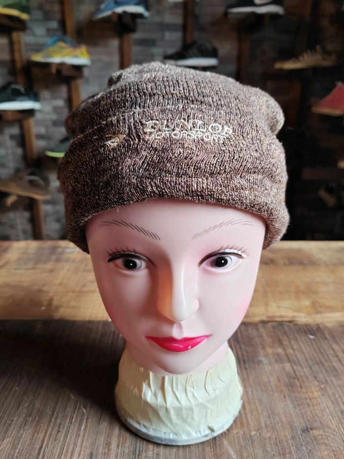Dunlop Vintage Dunlop Snowcap Beanie Size ONE SIZE - 1 Thumbnail