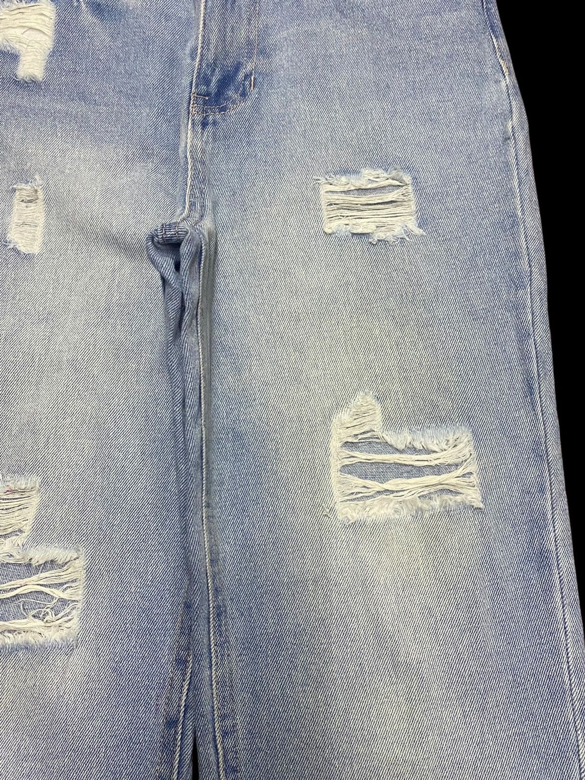 Japanese Brand Vintage Japanese Chipclip Faded Wash Distressed Style Jeans Size US 28 / EU 44 - 8 Thumbnail