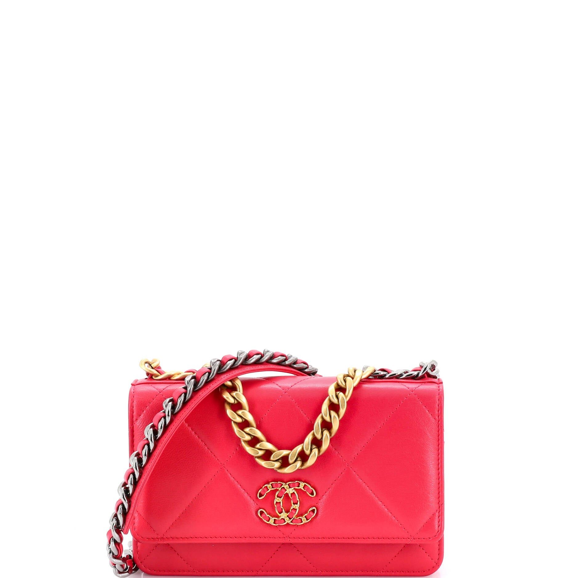 Chanel 19 Wallet on Chain Size ONE SIZE - 1 Thumbnail