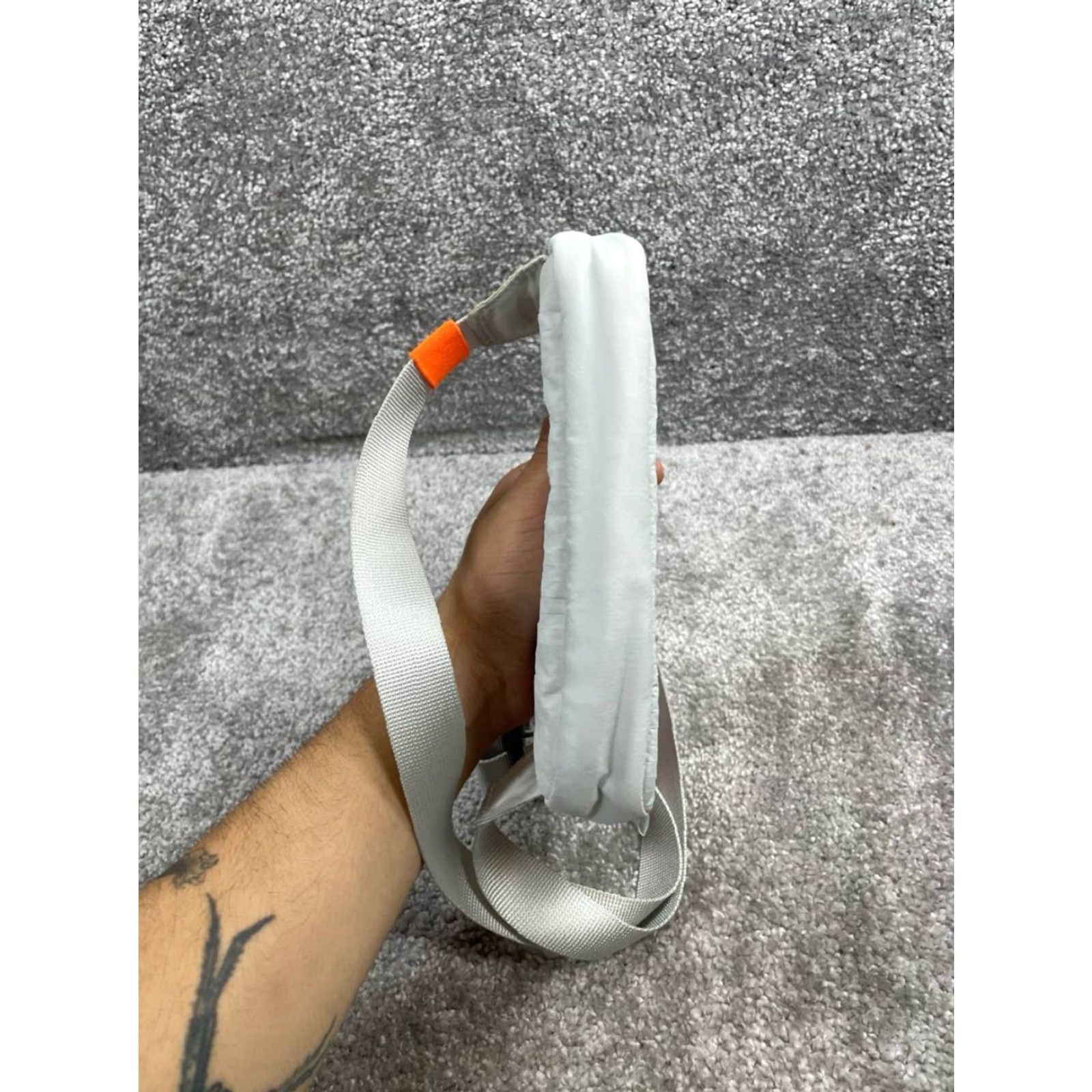 Lululemon Lululemon Bag Womens OS Mini Silver Nylon Zip Inner Pocket Adjustable Belt Bag Size ONE SIZE - 5 Thumbnail