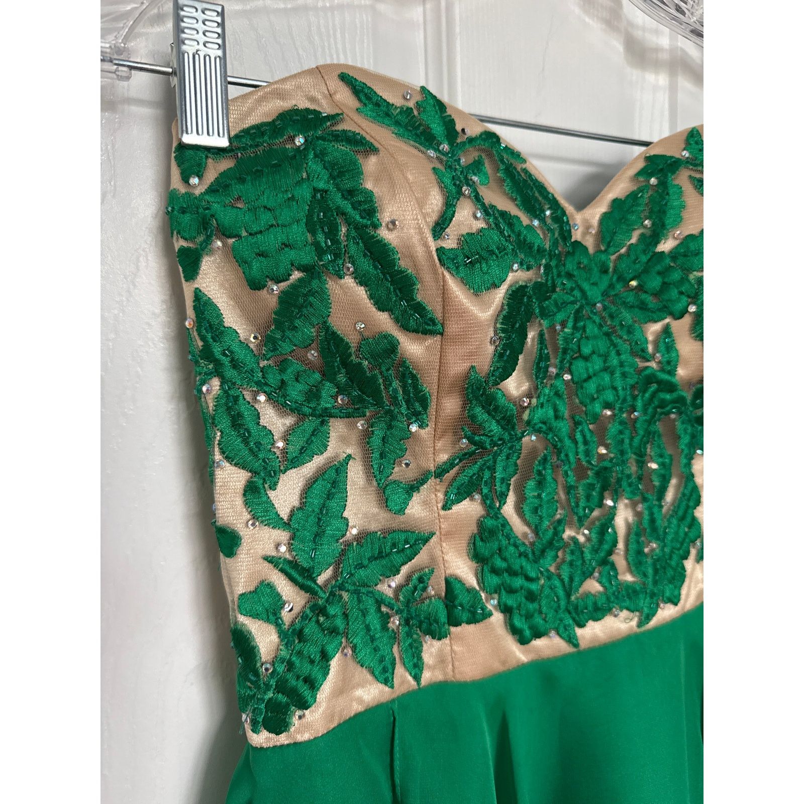 Other Sherri Hill Emerald green beaded flower sweetheart mini Size M / US 6-8 / IT 42-44 - 6 Thumbnail