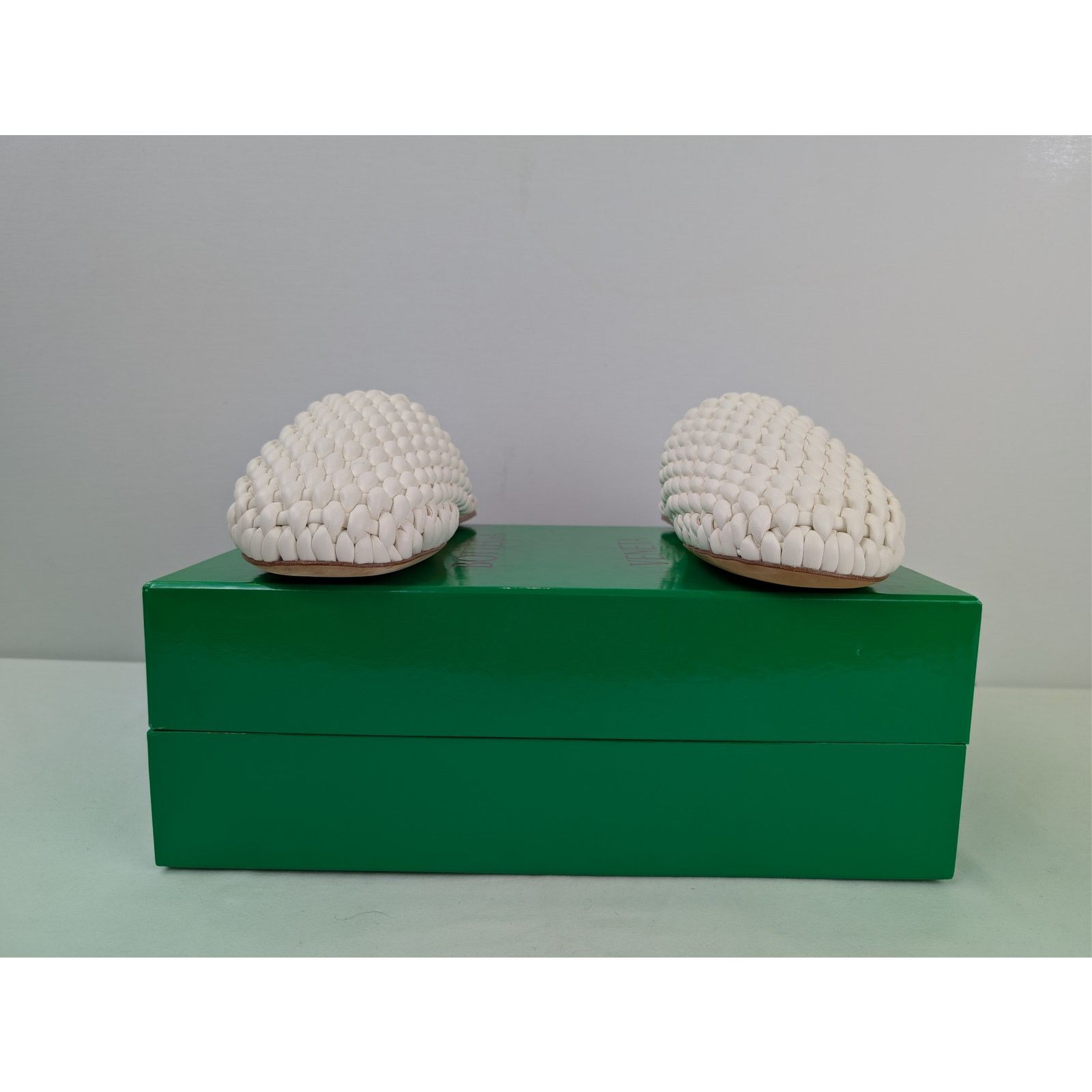 Bottega Veneta o1rshd1 Q:2 / Cloud Weave Squid Slipper in White 41 Size US 8 / EU 41 - 13 Thumbnail