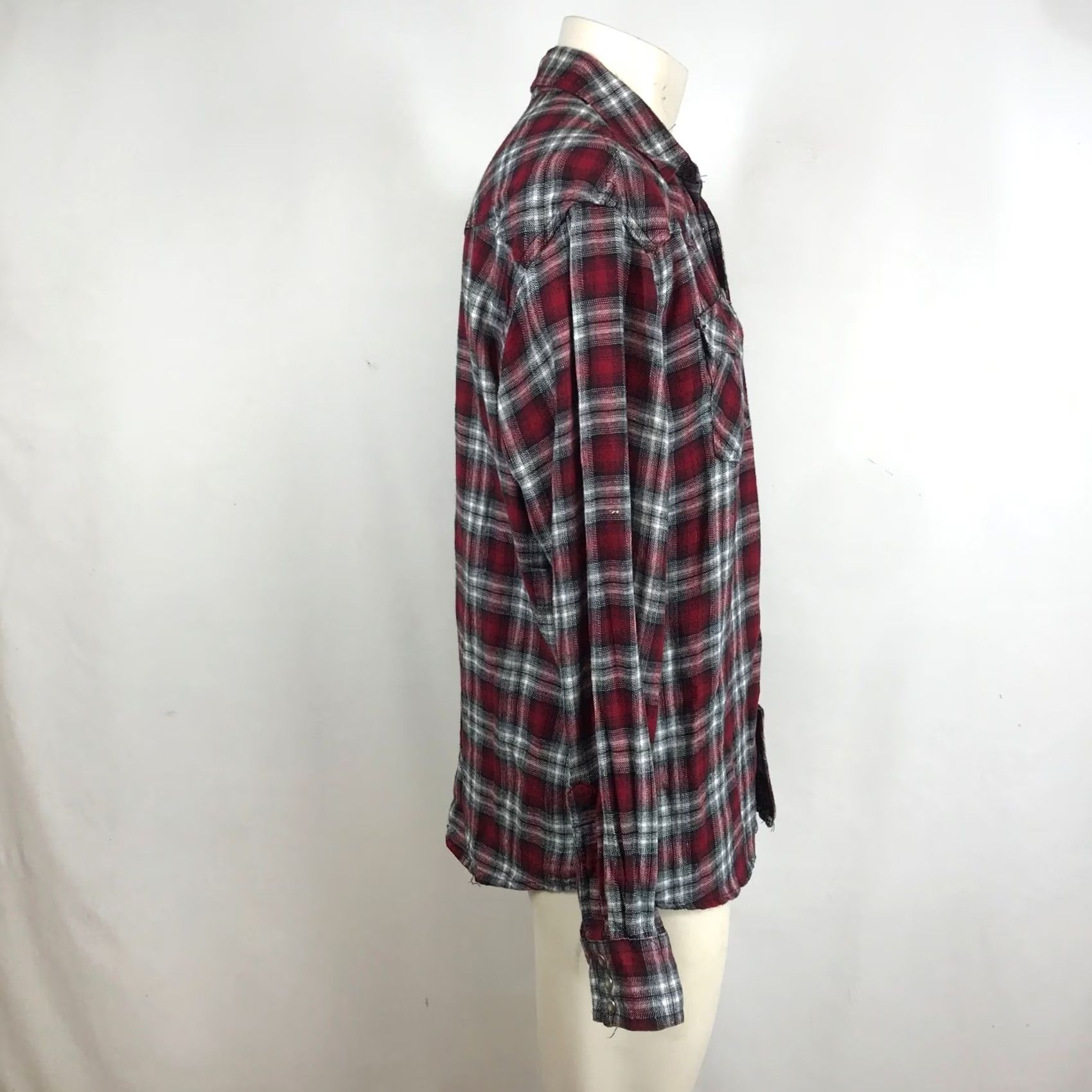 Wrangler Wrangler Retro Western Shirt Mens Large Red Black Plaid Flannel Snap Button Up Size US L / EU 52-54 / 3 - 4 Thumbnail