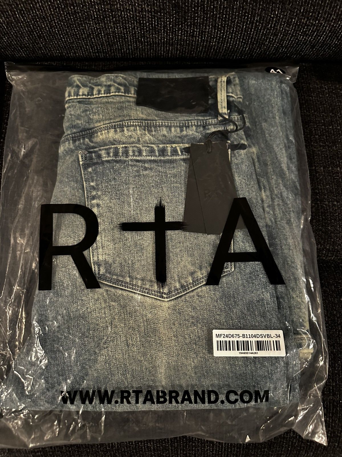 Rta RTA Denis Jean Distressed Retails for $240 Size US 34 / EU 50 - 8 Thumbnail