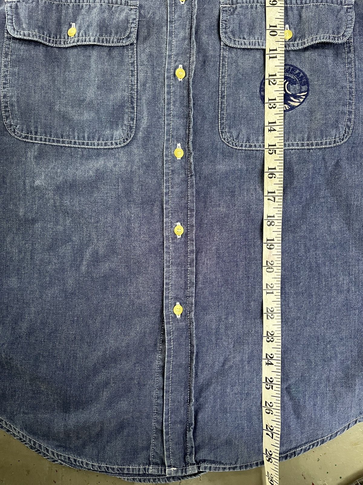 Kenzo Vintage Kenzo Embroidery Wave Indigo Denim Chambray Shirt Size US L / EU 52-54 / 3 - 10 Thumbnail