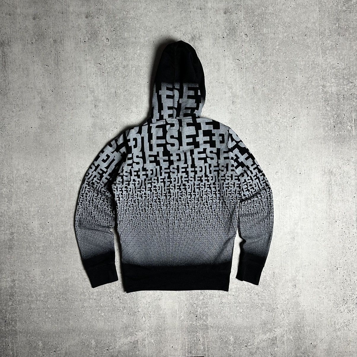 Designer × Diesel × Vintage Diesel Logo Monogram Vintage Hoodie Size M Size US M / EU 48-50 / 2 - 7 Thumbnail