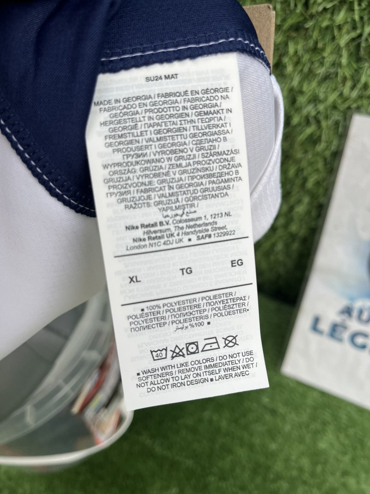 Nike Jersey son tottenham Size US XL / EU 56 / 4 - 13 Thumbnail
